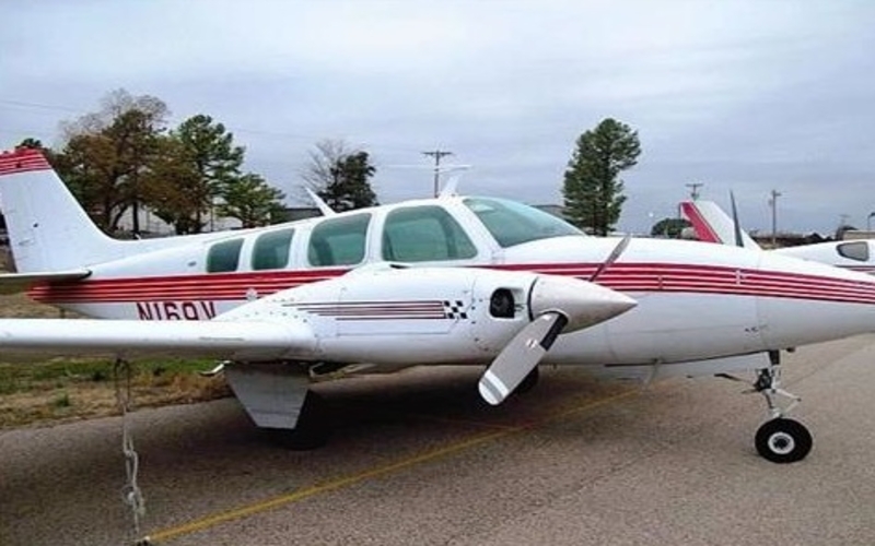 Kingston Air Transfer - Paradise Taxis is most pleased to offer air transfer by Helicopter and airplane to and from Norman Manley airport in Kingston, Jamaica. Airport Kingston airplane and helicopter services and personalized tours throughout Jamaica; Kingston air transport booking on line  http://www.paradisevacationsja.com; E-mail: paradisevacationsja@yahoo.com